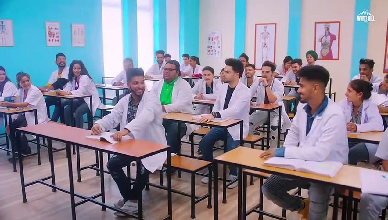 BACHALO_(Official_Video)_Akhil___Nirmaan___Enzo___New_Punjabi_Song_2020___La