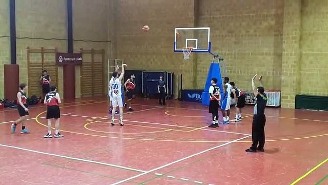MOMENTOS PARTIDO CB CHIPIONA JUVENIL CB CADIZ. Canasta de David Jiménez