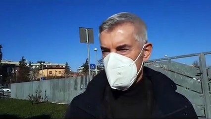 Scritte No Vax all'hub vaccinale, Bordon (Ausl): "Intimidazione inaccettabile". Conti: "Atti vili"