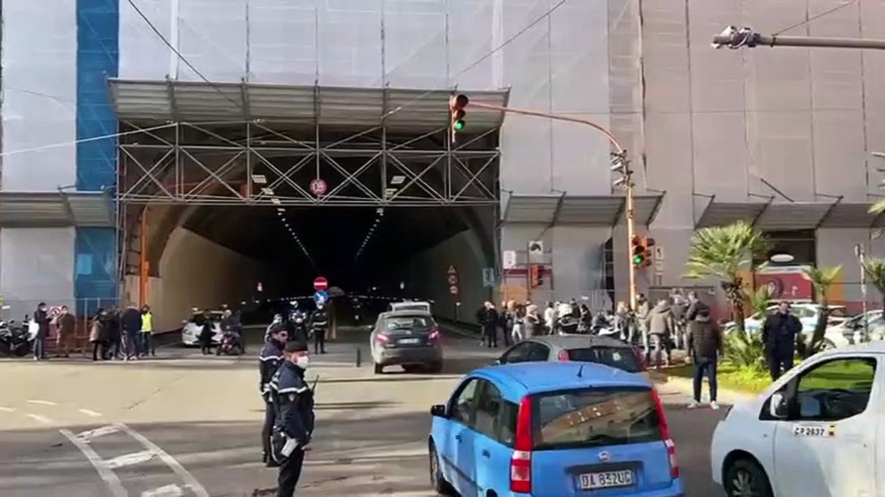Napoli, riaperta la Galleria Vittoria