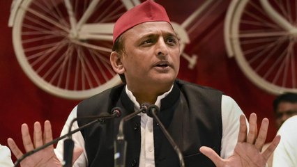 Akhilesh alleges Yogi on phone tapping, politics ignites