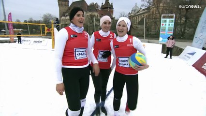 Волейбол на снегу
