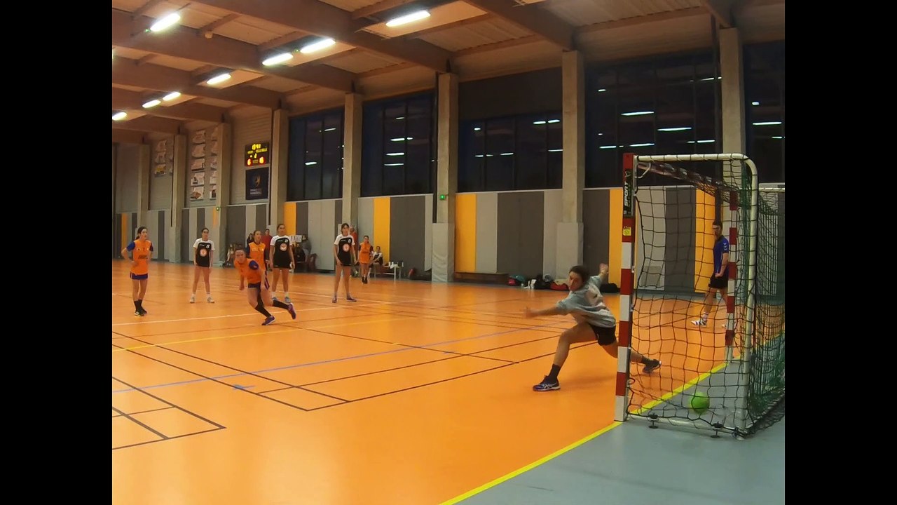 COUPE 79 2EME MI-TEMPS -15 ANS FILLES