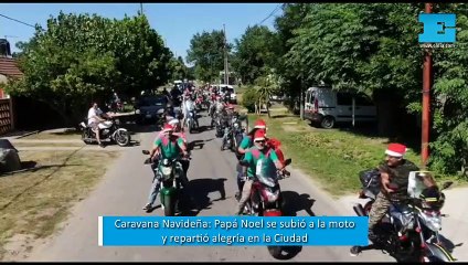 Caravana Navideña: Papá Noel se subió a la moto y repartió alegría en la Ciudad