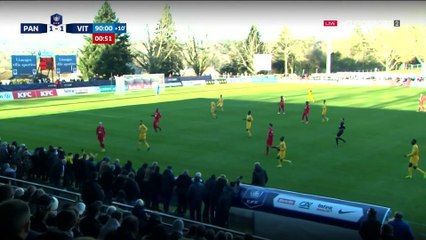 Brouillard, choc, Père Noël : le zap des 32e de finale en vidéo