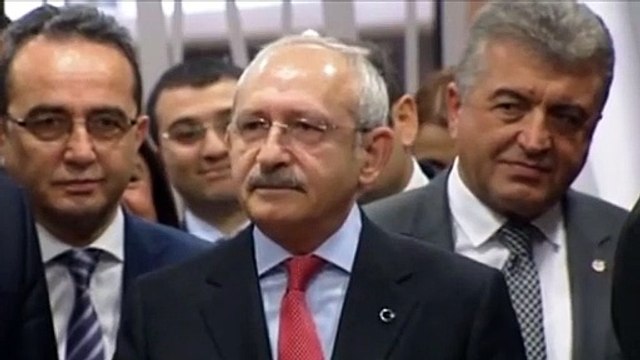 Kemal Kılıçdaroğlu: Hülya Avşar kim? Yalakadan sanatçı olmaz.