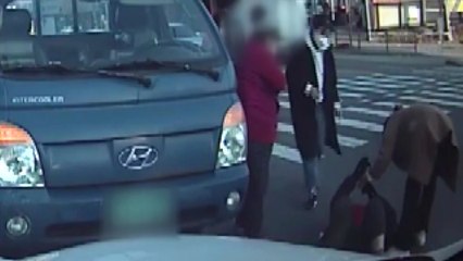 트럭에 치인 50대 행인...퇴근하던 구급대원 2명이 응급처치 / YTN