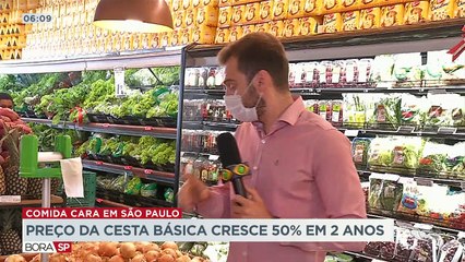 O valor da cesta básica em São Paulo cresceu quase 50% nos últimos dois anos e já custa mais de mil reais.