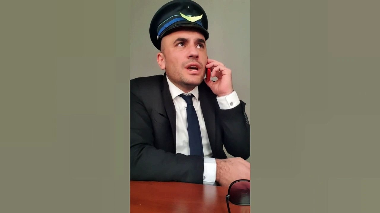 Güldür Güldür oyuncusu Giray Altınok'tan dolar videosu: Kaç senedir uçuyoruz biz ya?