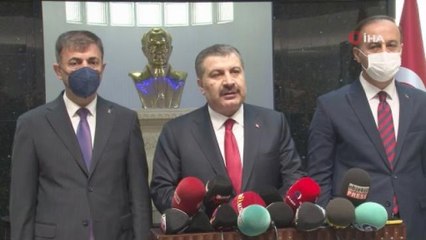 Bakan Koca: "Yakın zamanda dünya genelinde Omikron'un baskın varyant olmasını bekliyoruz"