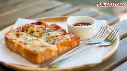 Pizza de pão de forma