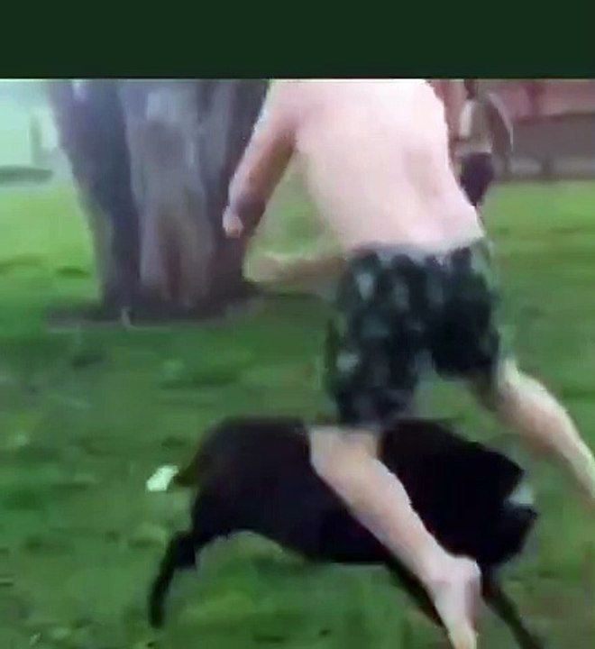 Este tipo está saltando una oveja