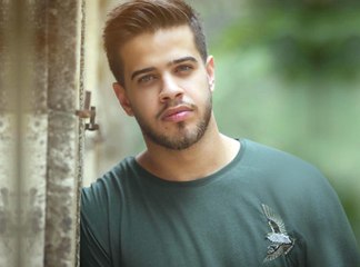 نجوم الفن بين مؤيد ومعارض لاعتزال أدهم نابلسي