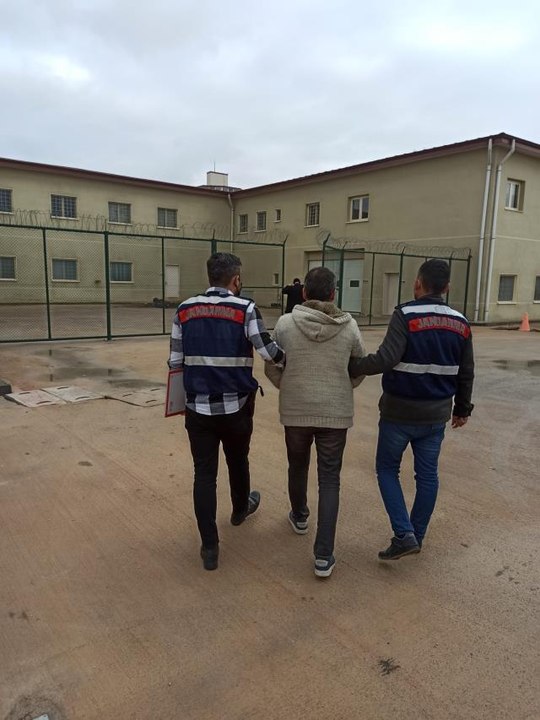 14 yıl kesinleşmiş hapis cezası bulunan FETÖ mensubu Ankara'da yakalandı