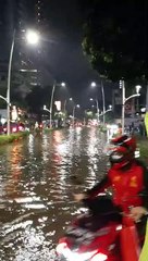 JALAN KEMANG RAYA DEPAN HOTEL POP BANJIR