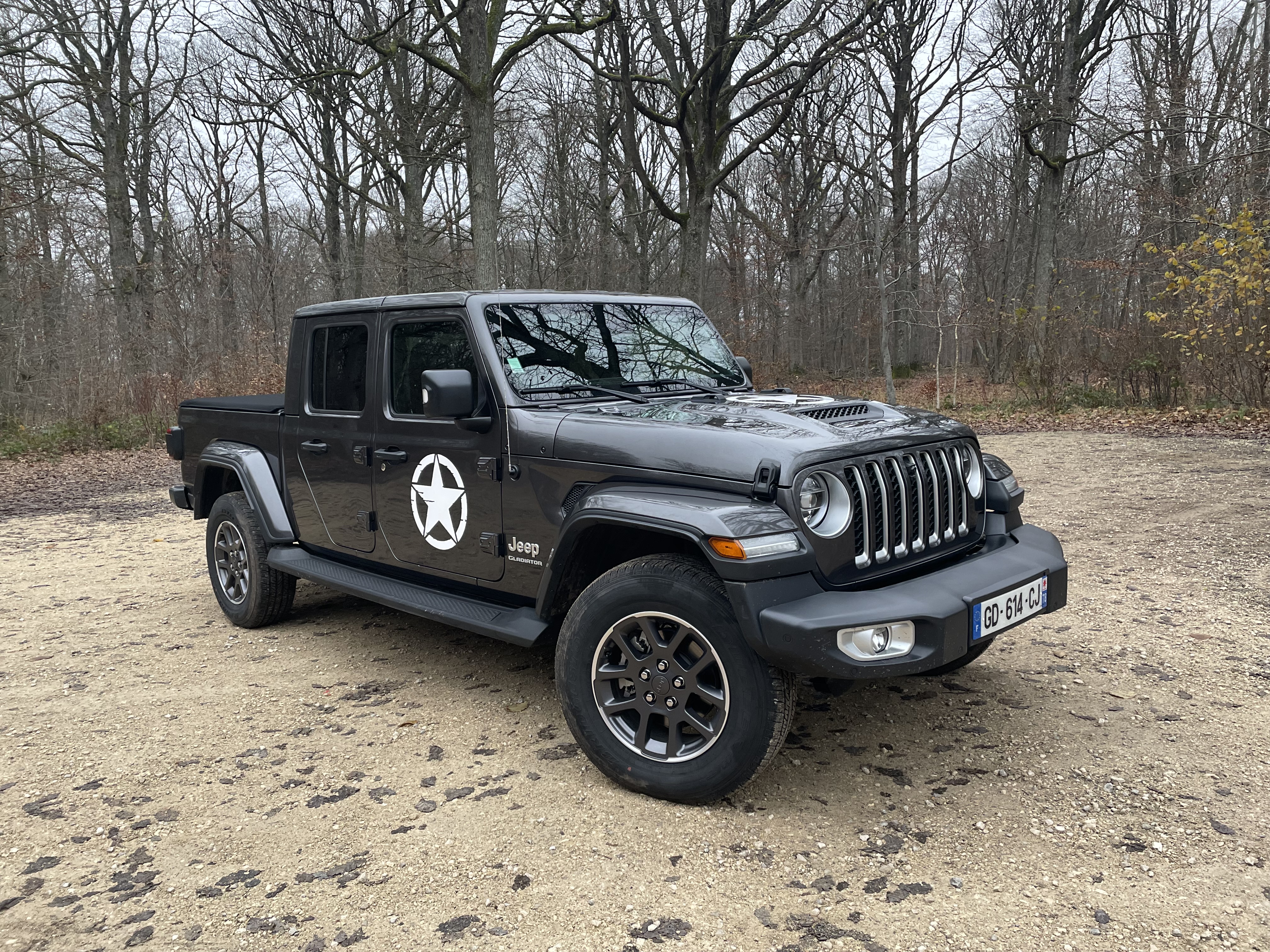 Jeep Gladiator (2021) : les premières images de l'essai + impressions de  conduite