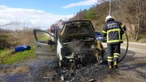 Bulgar vatandaşın aracı yandı