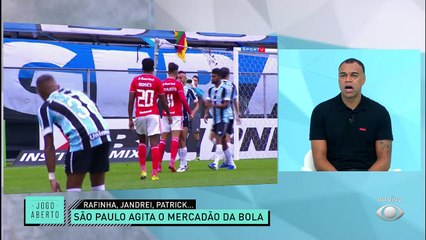 Video herunterladen: PACOTÃO DE REFORÇOS? Denílson Show comentou sobre possíveis reforços do São Paulo para 2022. O lateral-direito, Rafinha, que defendeu o Grêmio, está bem perto. #JogoAberto