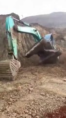 Fun and amazing scenes of heavy equipment