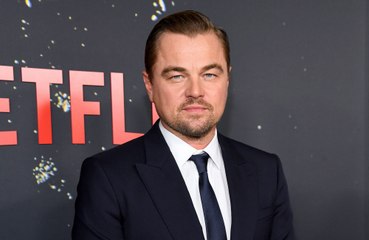 Leonardo DiCaprio donmuş göle düşen köpeklerini kurtardı