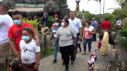 Familias de todas partes del país llegan a Nindirí para disfrutar del atractivo parque