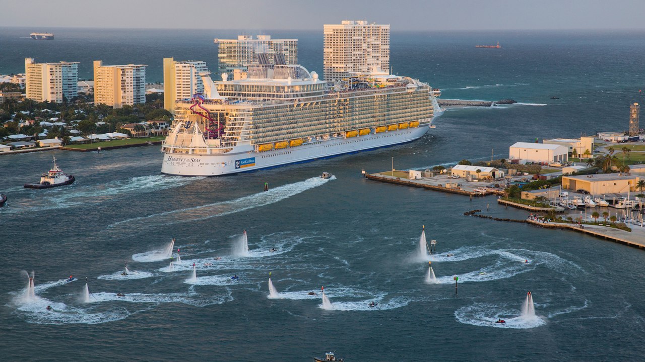Norwegian Cruise Line Royal Caribbean Will Require Passengers To Wear 