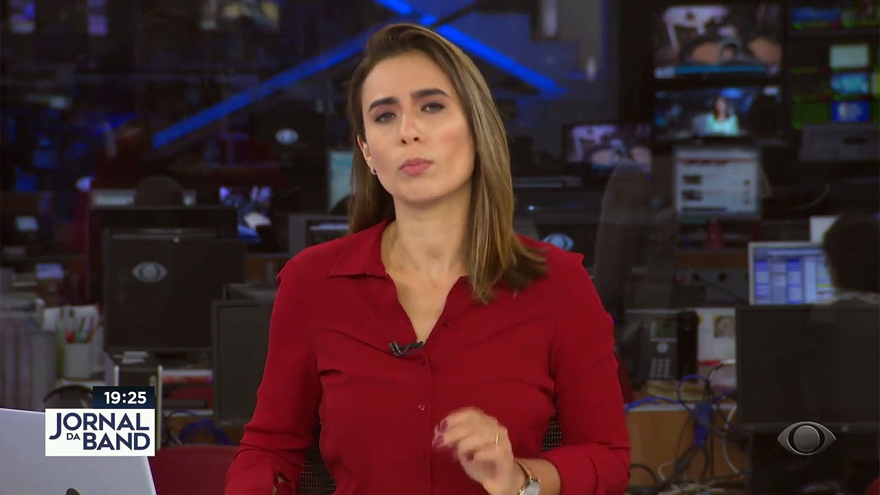 Por pouco, mas muito pouco, a filha de um PM de folga não foi morta durante uma tentativa de assalto em São Paulo.