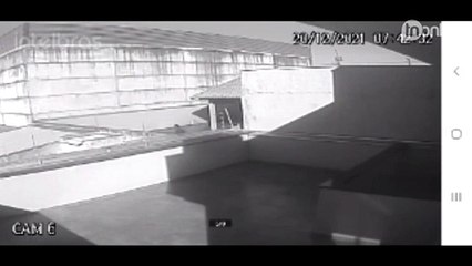 Homem pede água e tenta assaltar mulher em Apucarana