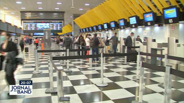 O governo federal prevê vinte leilões de obras de infraestrutura em 2022, que devem gerar 165 bilhões de reais em investimentos. #Bandjornalismo