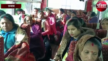 प्रधानमंत्री का संबोधन, स्वयं सहायता समूह की महिलाओं को ले जाया जा रहा प्रयागराज