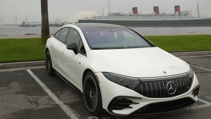 The new Mercedes-AMG EQS 53 4MATIC+ Design in Diamond White