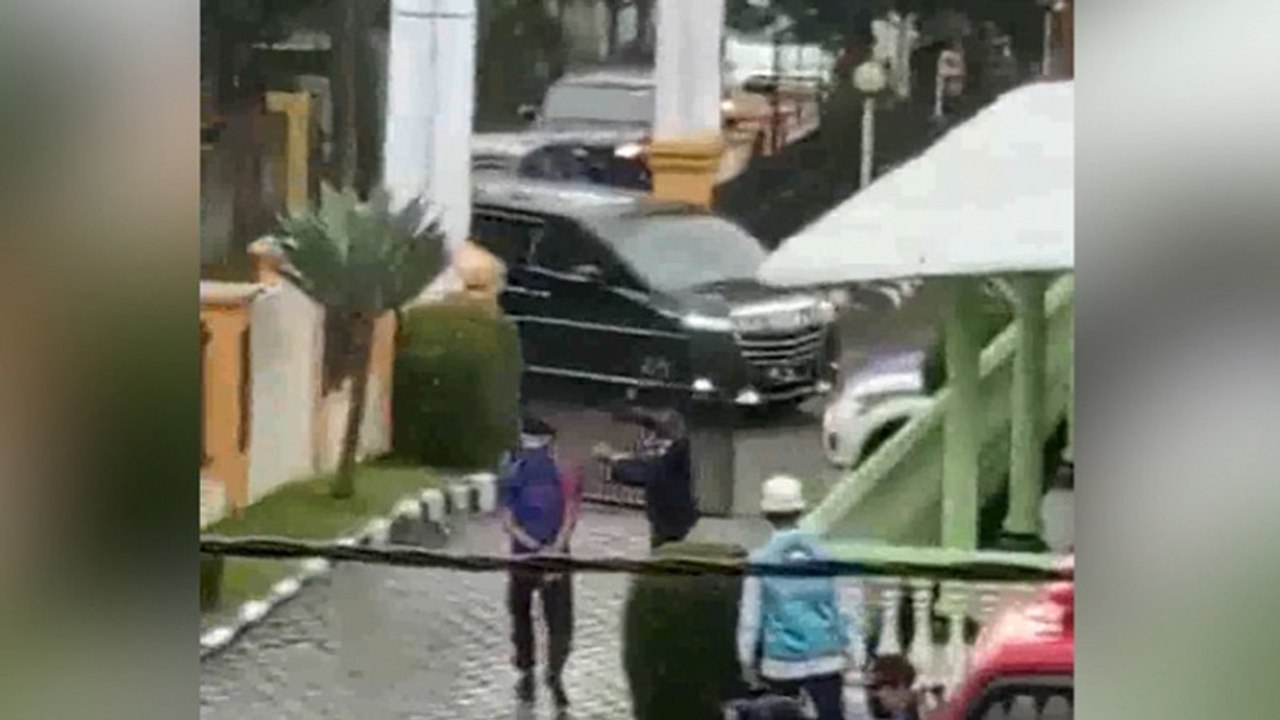 Ibu Negara Kunjungi Korban Kekerasan Seksual HW