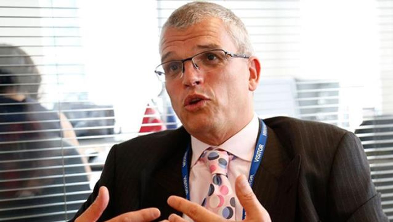 TL'deki hareketlilik dünyaca ünlü ekonomist Timothy Ash'i de hayretler içinde bıraktı: 30 yıldır böyle bir şey görmedim