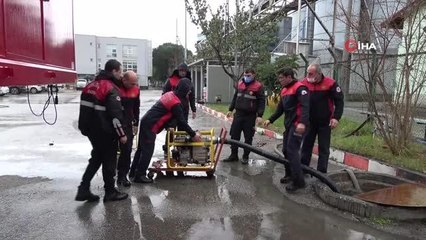 Safranbolu'da etkili olan kar en çok çocukları sevindirdi