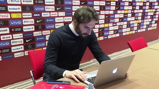 TFF Milli Takımlardan Sorumlu Yönetim Kurulu Üyesi Altıntop, AA'nın Yılın Fotoğrafları oylamasına katıldı