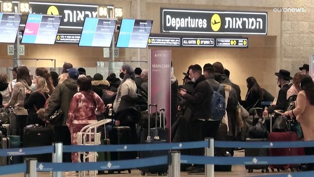 المشرعون الإسرائيليون يصادقون على قرار حظر السفر إلى الولايات المتحدة لاحتواء المتحورة أوميكرون