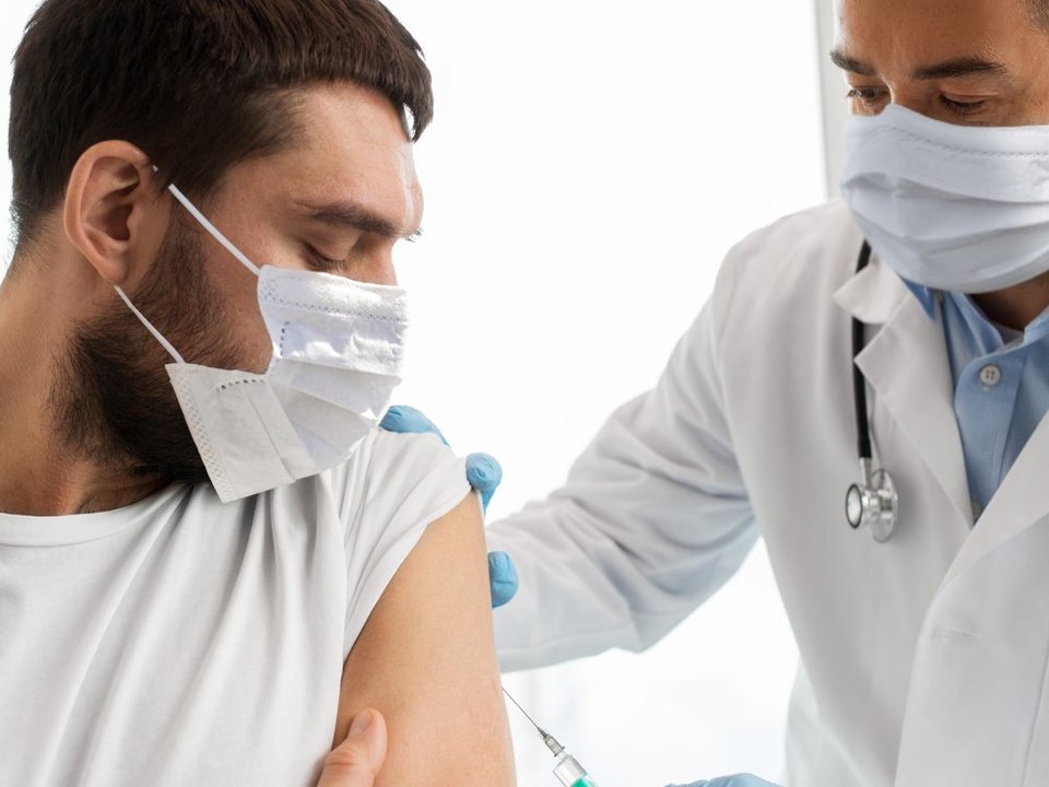 EU-Beschluss: Impfnachweis verfällt ohne Booster nach neun Monaten