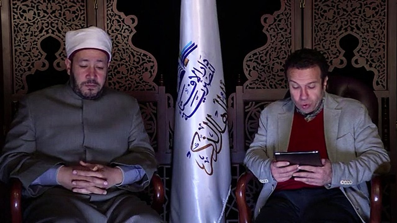 دار الإفتاء يجوز للزوجة إعطاء جزء من زكاة مالها لزوجها
