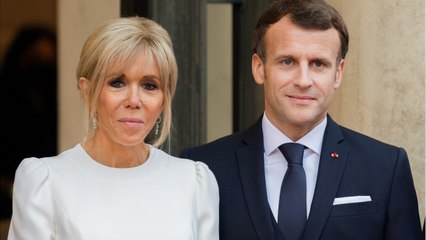 FEMME ACTUELLE - Emmanuel et Brigitte Macron : ce produit qu'ils vont déguster au réveillon de Noël