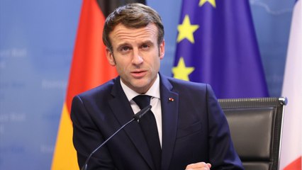 FEMME ACTUELLE - Emmanuel Macron : découvrez de quel célèbre animateur télé il est le cousin !