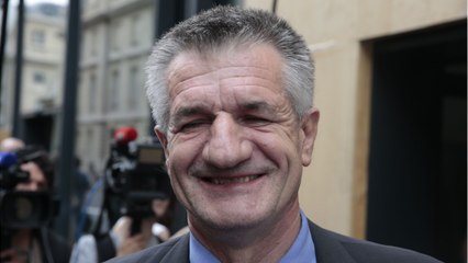 FEMME ACTUELLE - Présidentielle 2022 : qui est la femme de Jean Lassalle ?