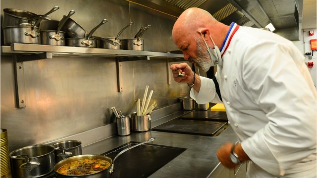 On sait pourquoi le nouveau resto de Etchebest s'appelle Maison Nouvelle