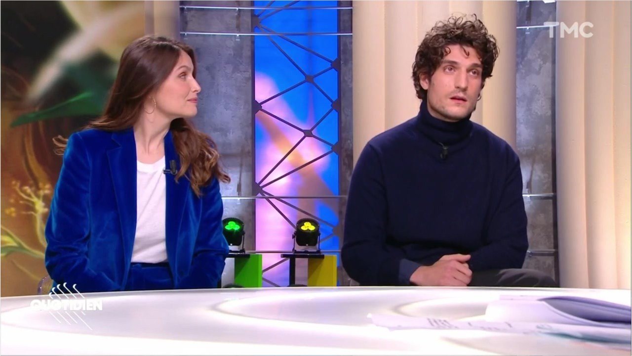 FEMME ACTUELLE - Laetitia Casta et Louis Garrel...
