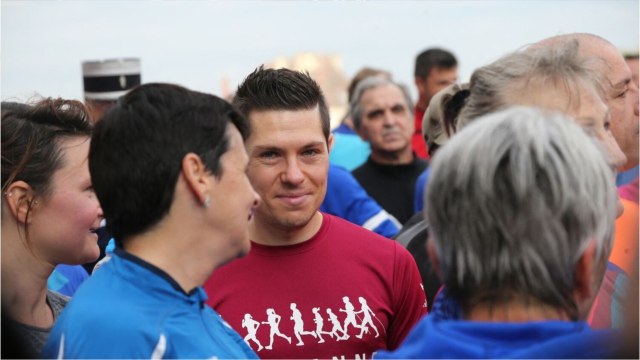 FEMME ACTUELLE - Jonathann Daval a-t-il écrit le scénario du meurtre de sa femme ? Ce document très troublant sème le doute