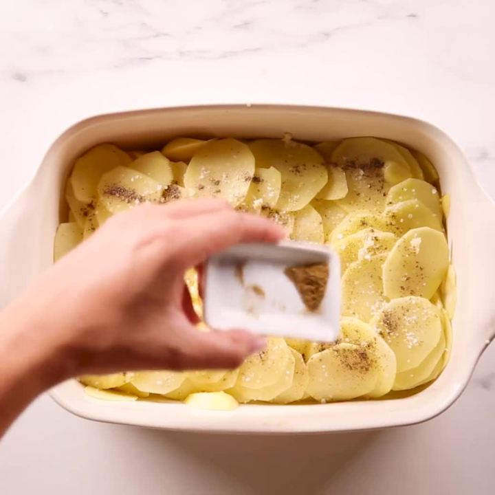 Recette Pommes de terre boulangères (facile, rapide)