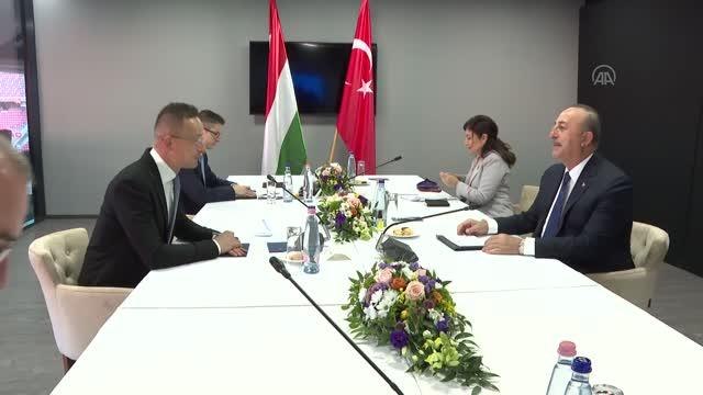 Son Dakika | BUDAPEŞTE - Dışişleri Bakanı Çavuşoğlu Macar mevkidaşıyla görüştü