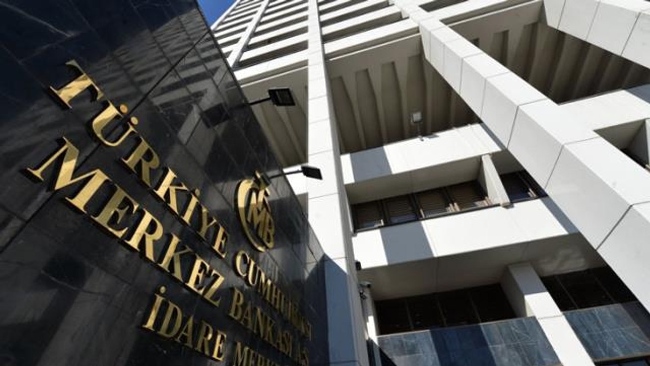 Son Dakika! Merkez Bankası: İhracatçı ve ithalatçı firmalara kur riskini yönetebilmeleri için vadeli döviz satışı gerçekleştirilecek