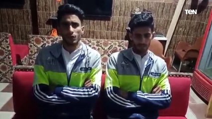 موقف طريف في مباراة كرة قدم بسبب توأم يلعب في مباراة واحدة