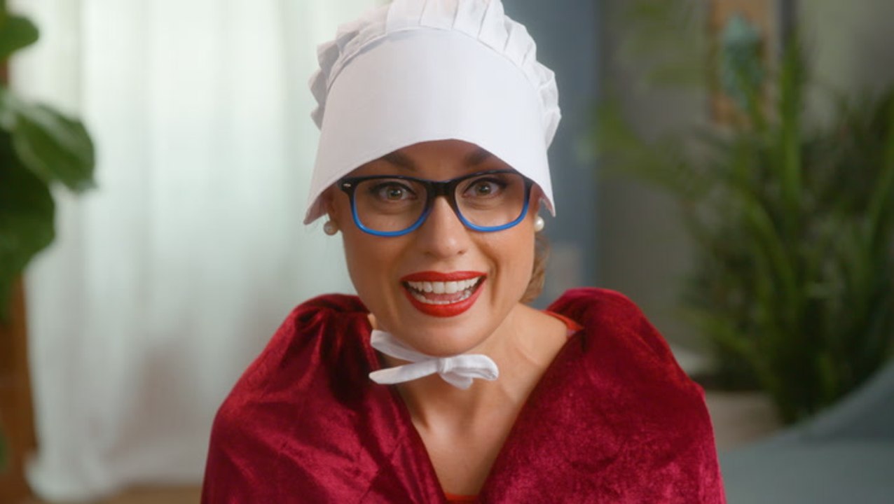 Madge Explores The Geography Of The Vag: Part 1