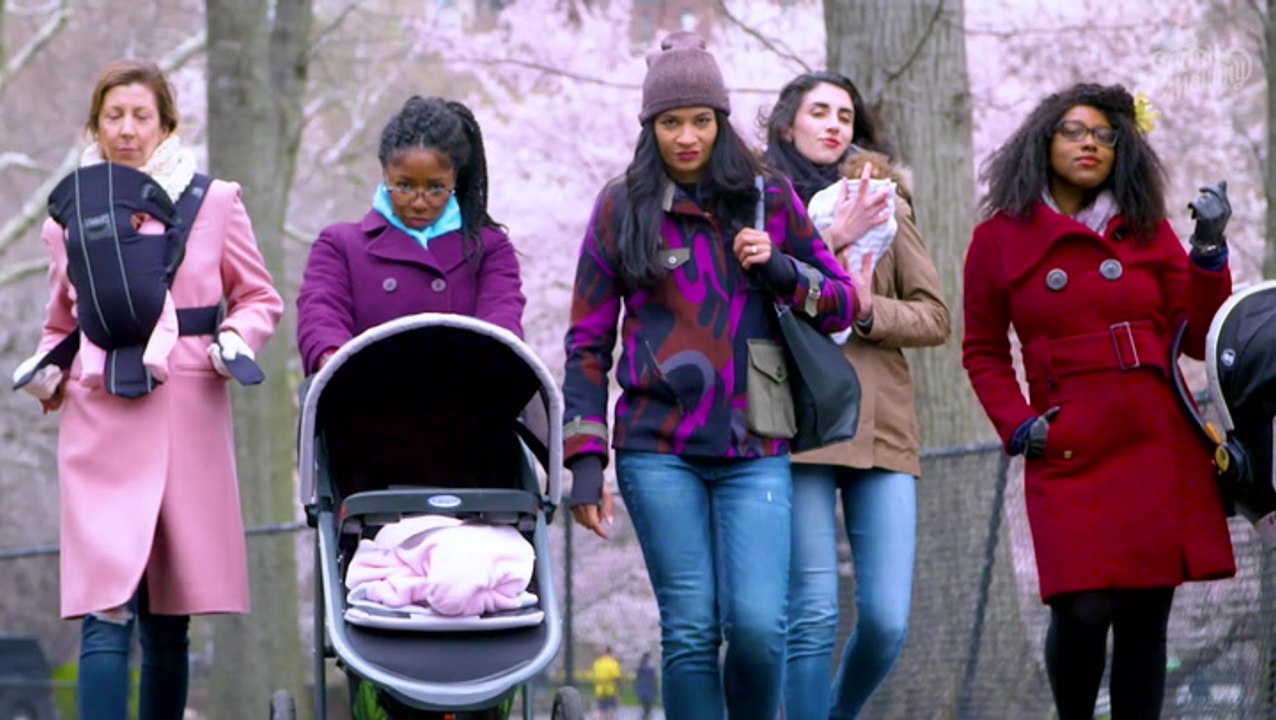 How To Find Your Mom Tribe In A Sea Of Randos
